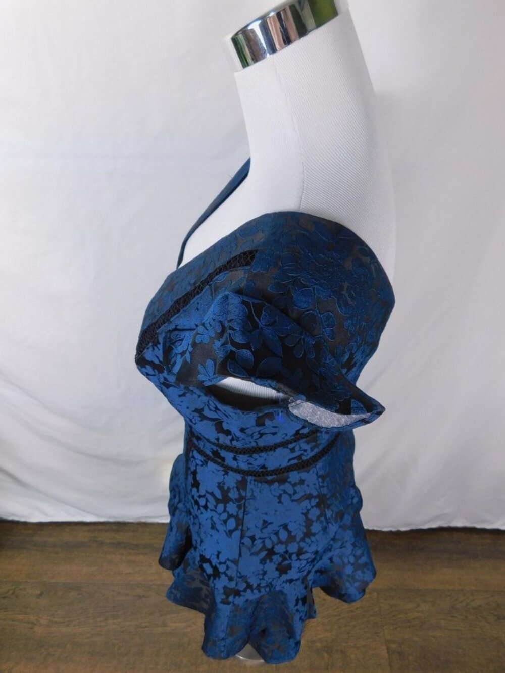 Blue & Black Floral Jacquard Dress With Ruffle Hem Small V-Neck And Cap Sleeves - Picture 8 of 12